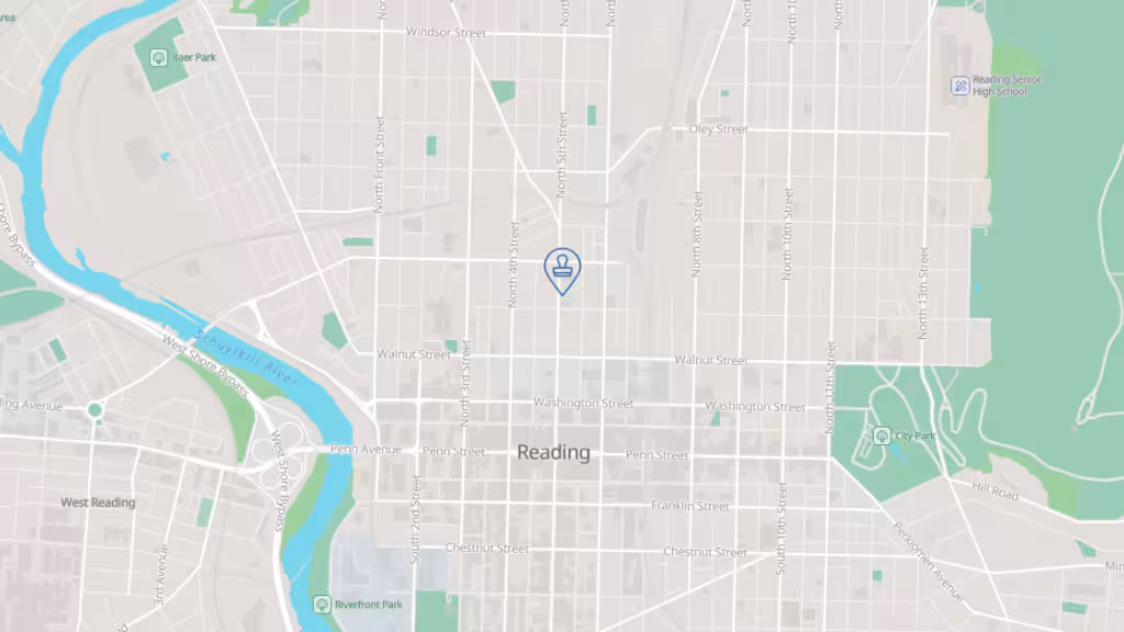 Mundo Latino Reading photo