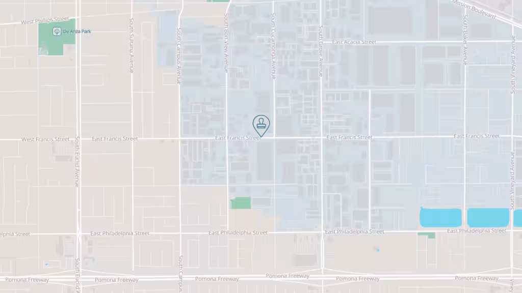 Jazmin the notary photo