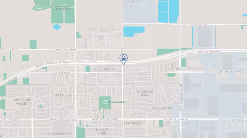 Angelica R. Mobile Notary photo